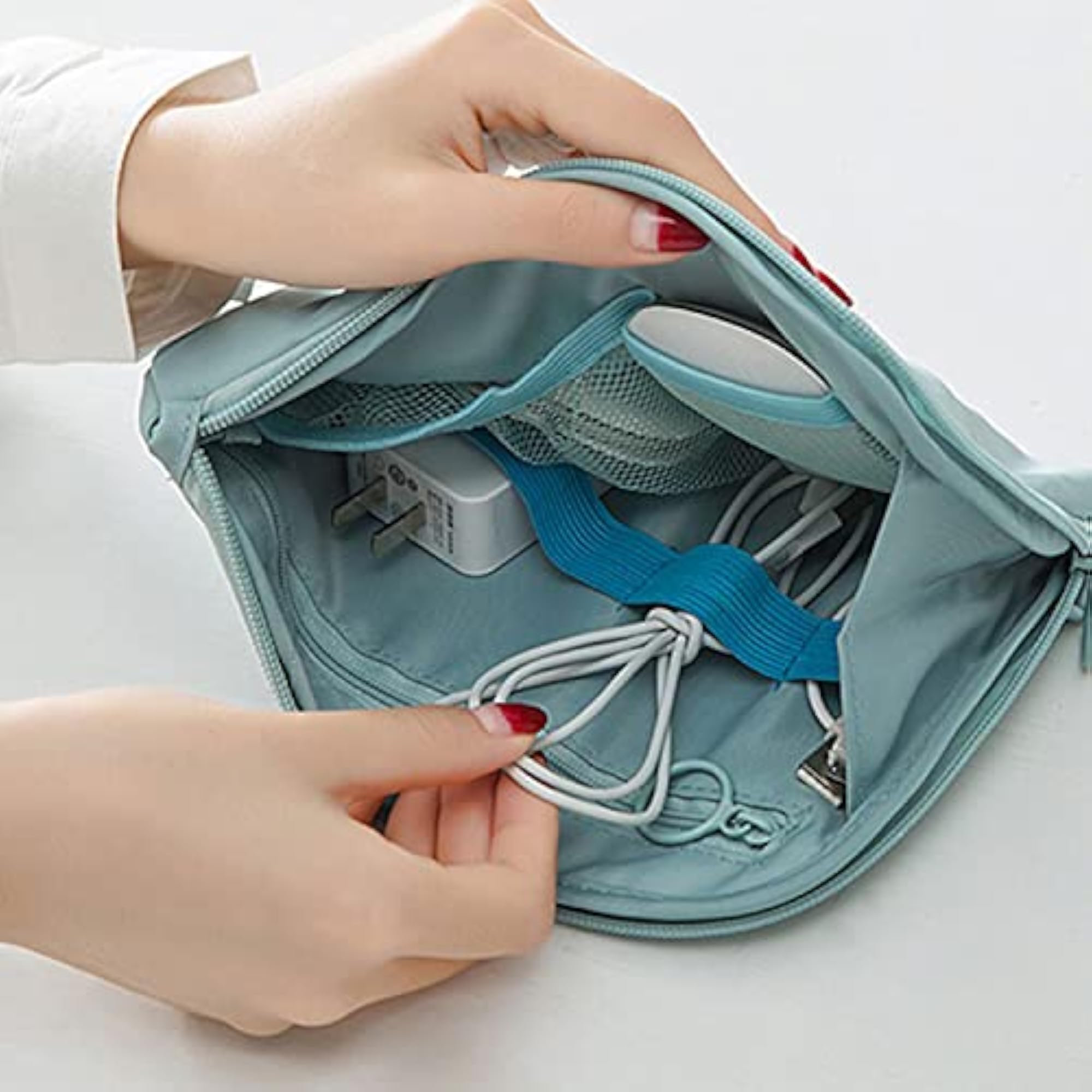 Portable Digital Storage Organizer Pouch for Electronics